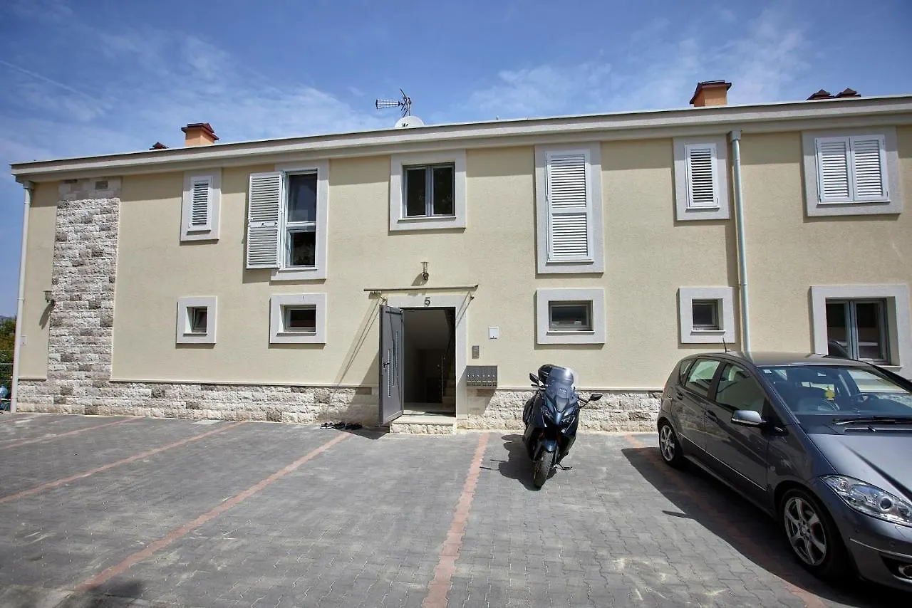 L&L Luxury Apartment 1 Donji Okrug  0*, Donji Okrug (Ciovo)