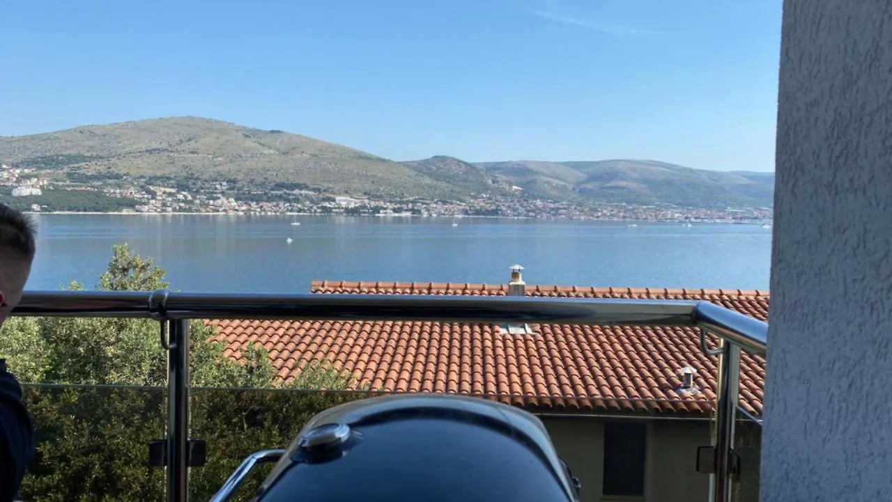L&L Luxury Apartment 1 Donji Okrug  Donji Okrug (Ciovo)