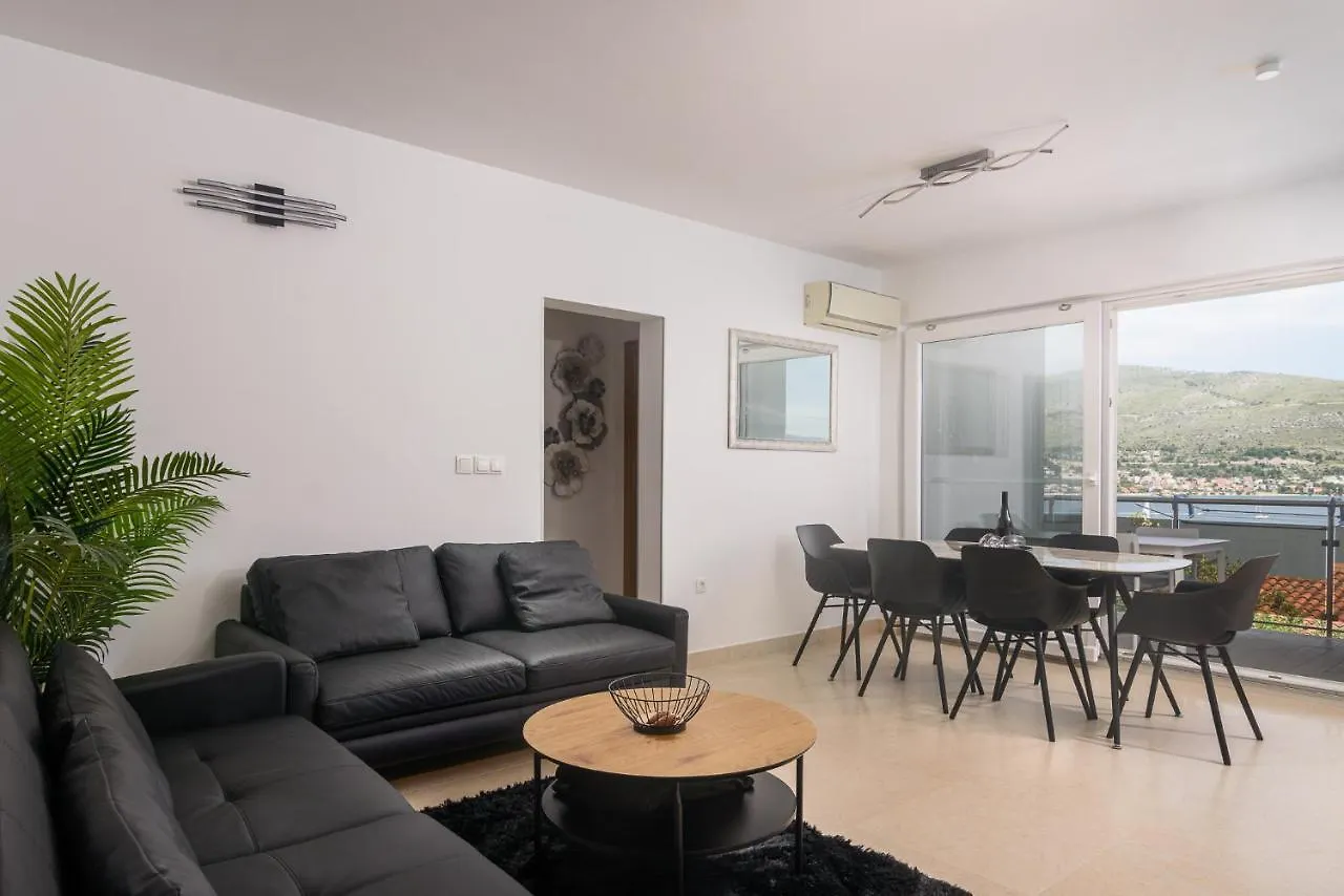 L&L Luxury Apartment 1 Donji Okrug