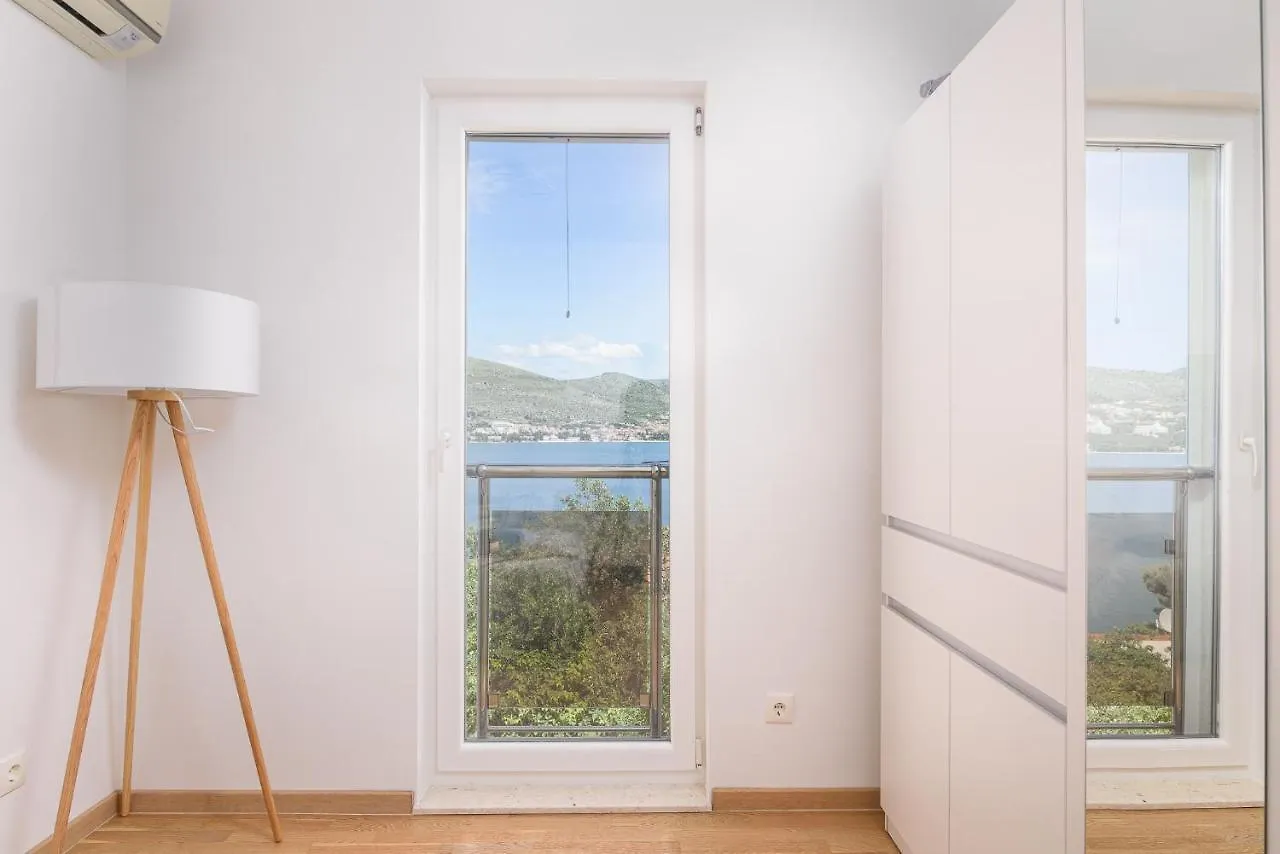 L&L Luxury Apartment 1 Donji Okrug  Croatia